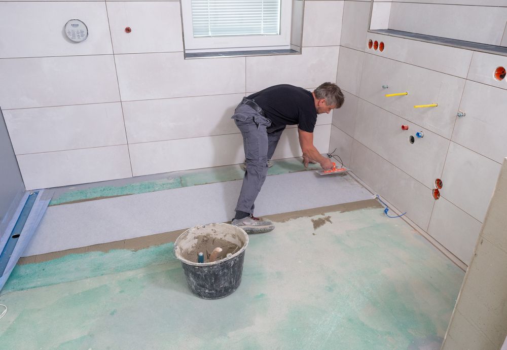 Neposreden stik s ploščico omogoča hitro in učinkovito segrevanje tal.