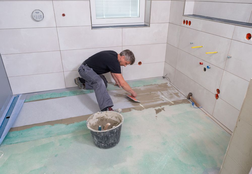 Električna grelna folija je vgrajena kot ojačitvena tkanina.