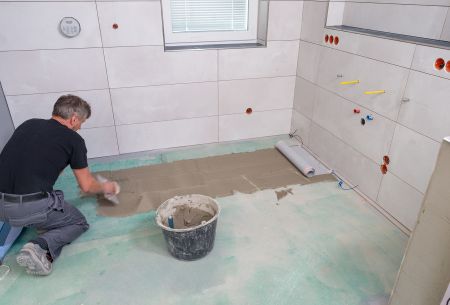 Sa faible hauteur d'installation facilite la pose.