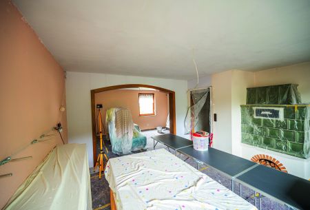 Nella seconda passata la superficie è stata completamente lisciata con stucco.