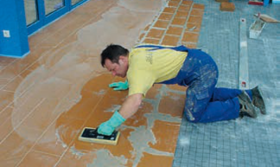 mfh_referenz_classic_eps_fbh_restaurant_huegoloss_072019_DE