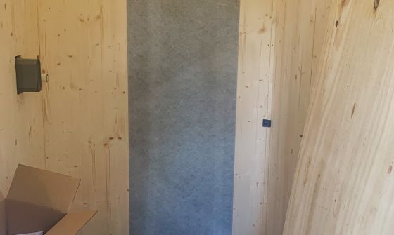 mfh_referenz_e-nergy_carbon_fleece_wand_tinyhouse_koye