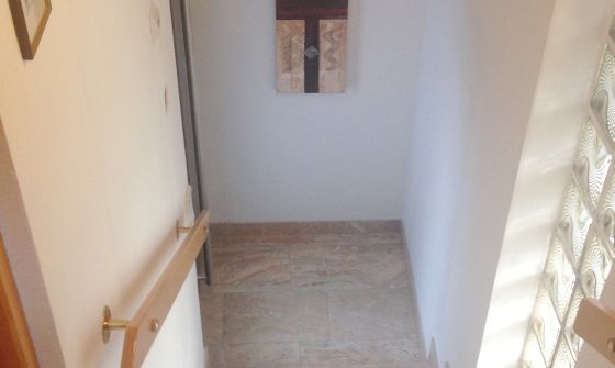 mfh_referenz_e-nergy_carbon_fleece_wand_steiermark_stiegenhaus