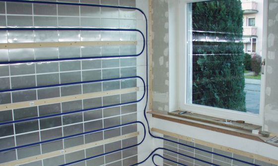 mfh_referenz_eps_bv_kaiser_os_wand_mit_holzlattung_de